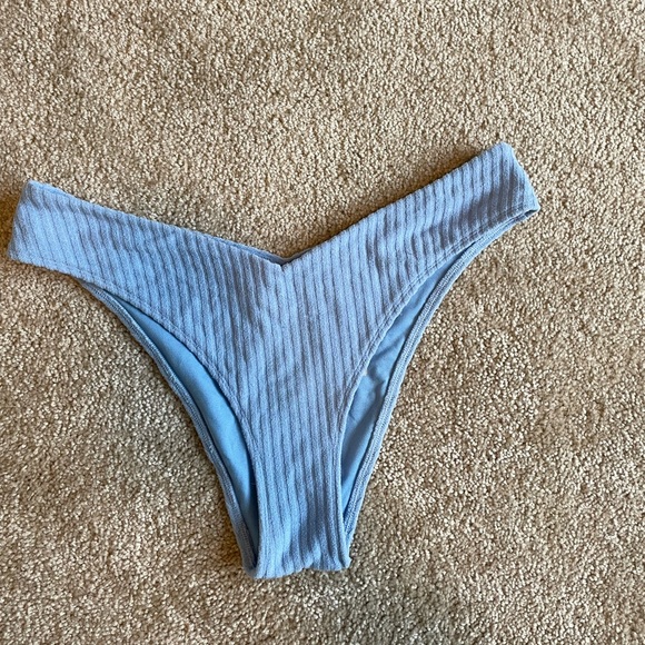 Abercrombie & Fitch Swim Abercrombie Cheeky Bikini Bottom Poshmark
